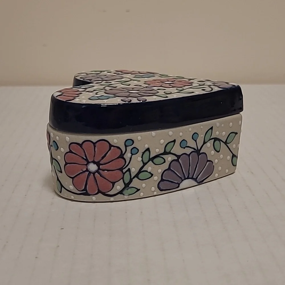 Handmade Mexican Floral Heart Shaped Trinket Box /Stash Box